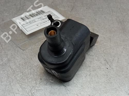 Ignition distributor AUDI Q3 (8UB, 8UG) 1.4 TSI (150 hp) 04E905110E