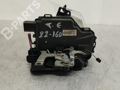 Venstre bagtil lås VW GOLF IV (1J1) 1.4 16V (75 hp) 9802159