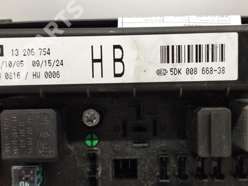 Fuse box OPEL ASTRA H Estate (A04) 1.7 CDTI (L35) | BP9805670E1 