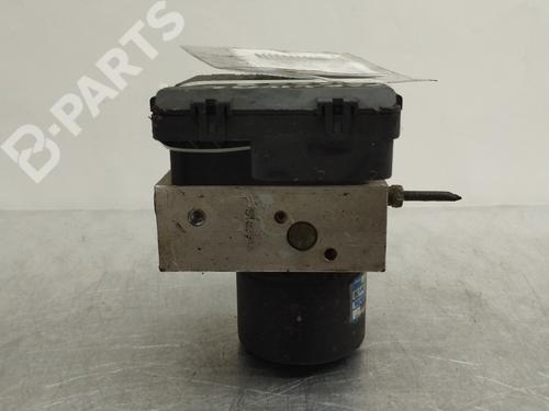 Used ABS pump KIA CARNIVAL II (GQ) [1999-2007]  10293427