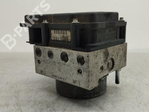 Used ABS pump RENAULT CLIO III (BR0/1, CR0/1) 1.5 dCi (BR17, CR17) (86 hp) 10722717