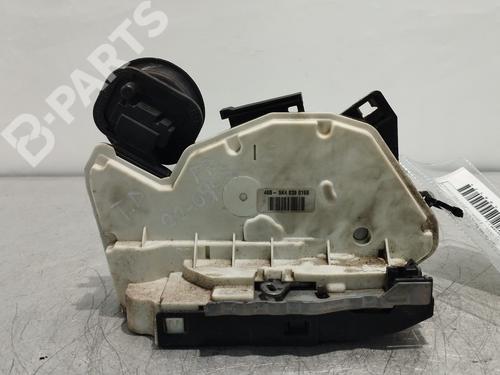 Używane Zamek drzwi tylnych prawych VW GOLF VI (5K1) 2.0 TDI (110 hp) 11036671