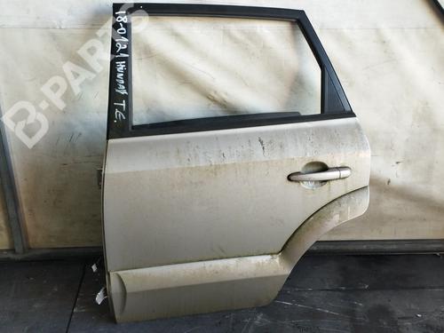 Used Left rear door HYUNDAI TUCSON (JM) [2004-2019]  11202544