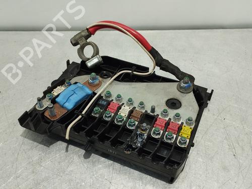 Used Fuse box FORD FOCUS III Turnier 1.6 TDCi (115 hp) 17334404