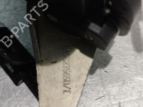 Klamka zewnętrzna drzwi tylnych lewych SEAT LEON (1M1) 1.4 16V | BP13730531C130