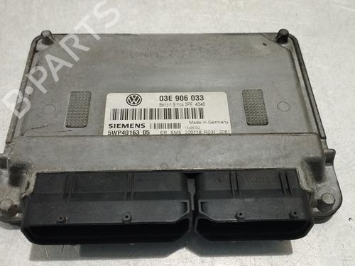 Steuergerät Motor für VW POLO IV (9N_, 9A_) 1.2 12V (64 hp) 13358240