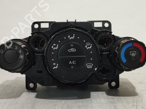 Used Climate control FORD FIESTA VI (CB1, CCN) 1.6 TDCi (90 hp) 13698098