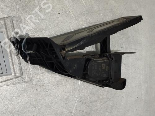 Pedal BMW 1 (F21) 118 d | BP13715551I4 