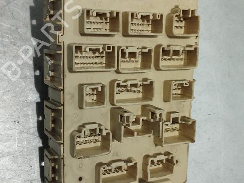 Fuse box TOYOTA YARIS (_P1_) 1.0 (SCP10_, SCP10R) | BP13895684E1