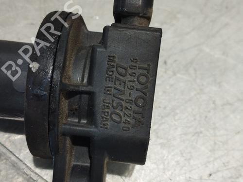 Ignition distributor TOYOTA YARIS (_P1_) 1.0 (SCP10_, SCP10R) | BP13895679M68