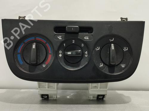 Used Climate control FIAT FIORINO Box Body/MPV (225_) 1.3 D Multijet (225BXD1A, 225BXB1A, 225BXB11) (75 hp) 15538586