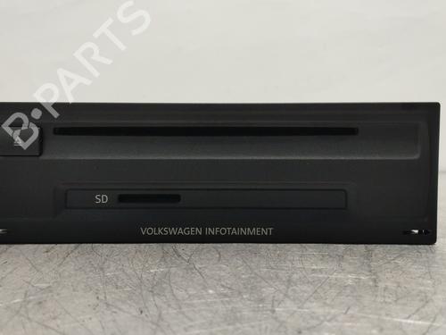 Used Radio VW GOLF VII (5G1, BQ1, BE1, BE2) 1.6 TDI (105 hp) 16261960