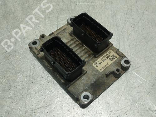 Calculateur moteur (ecu) FIAT PUNTO (188_) 1.2 16V 80 (188.233, .235, .253, .255, .333, .353, .639,... (80 hp) 17370142