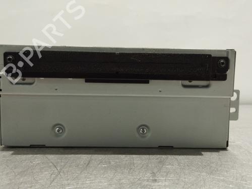 Radio VOLVO V40 Hatchback (525) D4 31444184AA