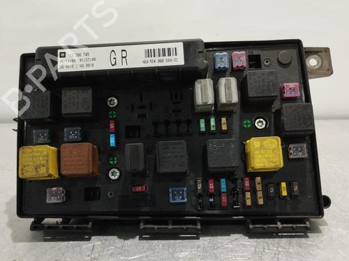Boîte à Fusibles OPEL ASTRA H Estate (A04) 1.3 CDTI (L35) (90 hp) 18002005