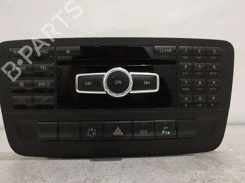 Used Radio MERCEDES-BENZ CLA Coupe (C117) CLA 220 CDI / d (117.303) (170 hp) 18147769