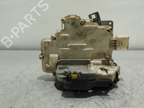 Høyre foran lås AUDI A3 (8P1) 1.9 TDI (105 hp) 19100494