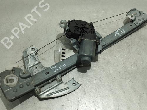 Rudehejsemekanisme Højre foran PEUGEOT 107 (PM_, PN_) [2005-2016]  19154307