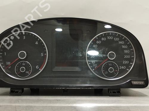 Used Instrument cluster VW CADDY III Box Body/MPV (2KA, 2KH, 2CA, 2CH) 1.6 TDI (75 hp) 19439027