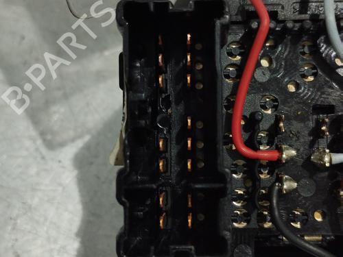 Switch DACIA SANDERO II 1.0 SCe 75 (B8JC, B8JD, B8NC) | BP20298065I30