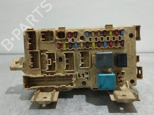 Zekeringkast TOYOTA AVENSIS Estate (_T25_) 2.0 D-4D (CDT250_, CDT250R) (116 hp) 21143071