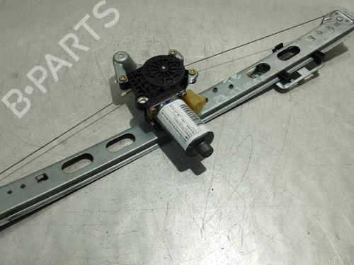 Elevalunas trasero izquierdo MERCEDES-BENZ M-CLASS (W163) ML 270 CDI (163.113) (163 hp) 23196720