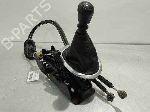 Used Gear lever NISSAN JUKE (F15) 1.5 dCi (110 hp) 23111159