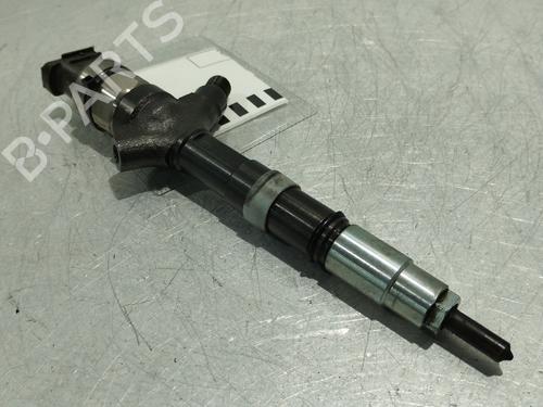 Used Injector TOYOTA AVENSIS (_T25_) 2.0 D-4D (CDT250_, CDT250R) (116 hp) 23849258