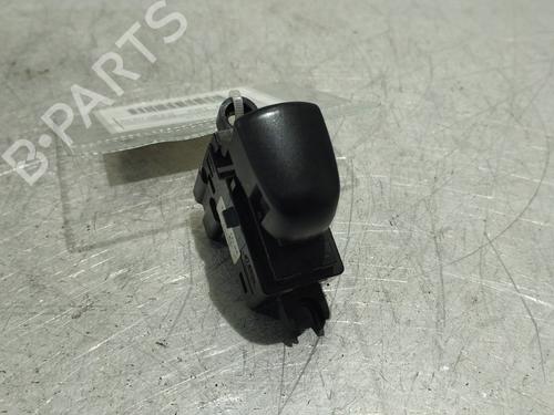 Used Right front window switch NISSAN JUKE (F15) 1.5 dCi (110 hp) 24630862