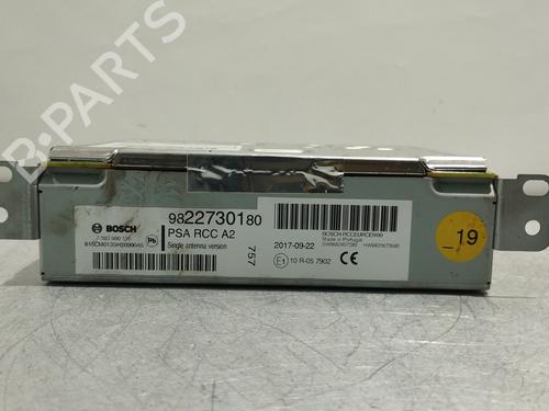 Autoradio PEUGEOT 208 I (CA_, CC_) 1.6 HDi / BlueHDi 75 (75 hp) 24648294