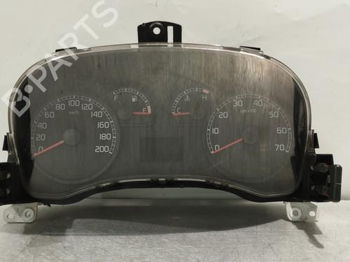 Used Instrument cluster FIAT PUNTO (188_) 1.2 60 (188.030, .050, .130, .150, .230, .250) (60 hp) 25118474
