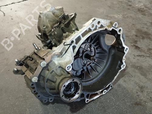 Getriebe für VW GOLF IV (1J1) 1.4 16V (75 hp) 26021167