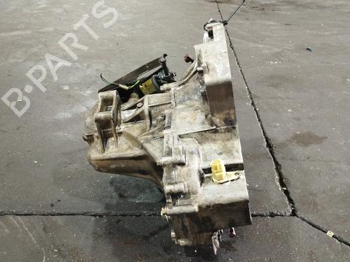 Gearbox LAND ROVER FREELANDER I (L314) 2.0 DI 4x4 | BP26007645M3 