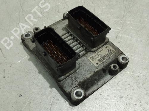 Used Engine control unit (ECU) OPEL CORSA C (X01) 1.2 (F08, F68) (75 hp) 27986362