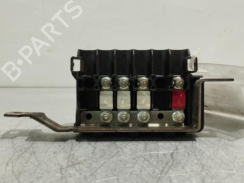 Zekeringkast RENAULT MEGANE III Grandtour (KZ0/1) 1.5 dCi (KZ09, KZ0D, KZ1G, KZ29, KZ14, KZ1W, KZ10, KZ1F,... (110 hp) 28043384