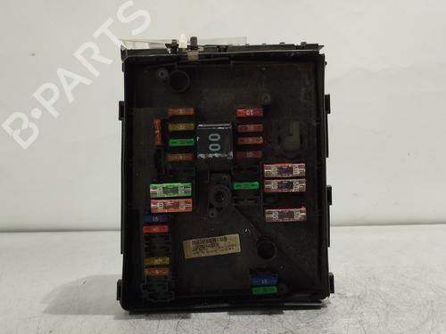 Zekeringkast SKODA OCTAVIA II Combi (1Z5) 1.6 TDI (105 hp) 28043394