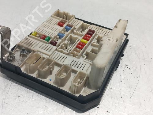 Used Fuse box RENAULT MEGANE II Saloon (LM0/1_) 1.5 dCi (LM1E) (106 hp) 28567188