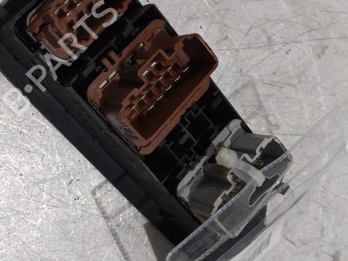 Left front window switch RENAULT MEGANE II Estate Van (KM_) 1.5 dCi (KM02) | BP28500576I27 