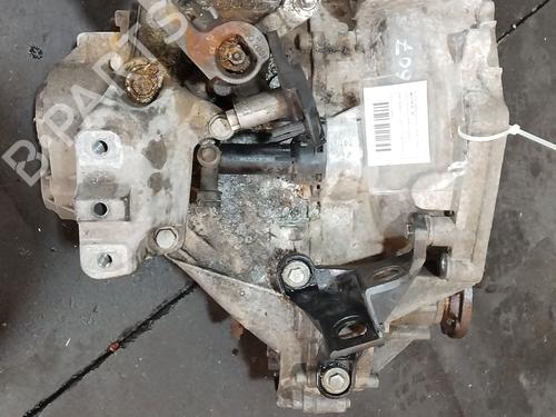 Używane Skrzynia biegów VW GOLF VII (5G1, BQ1, BE1, BE2) 1.4 TSI (122 hp) 28609027