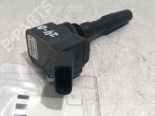 Used Ignition distributor VW GOLF VII (5G1, BQ1, BE1, BE2) 1.4 TSI (122 hp) 28703536