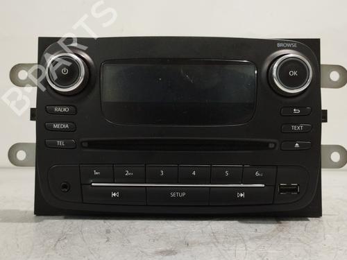 Radio OPEL VIVARO B Van (X82) 1.6 CDTI (05) 281157110R