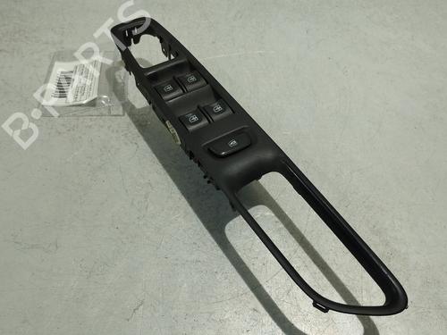 Used Left front window switch RENAULT CLIO IV Grandtour (KH_) 1.5 dCi 90 (KHN3, KHN4) (90 hp) 29327559