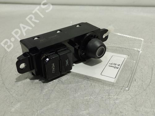 Multifunctionele display PEUGEOT 208 I (CA_, CC_) 1.2 PureTech 82 (82 hp) 29457719