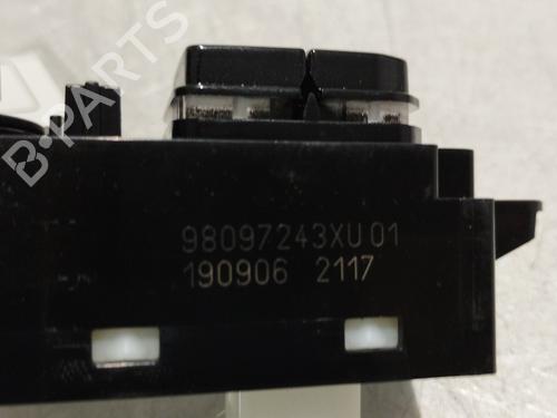 Display monitor PEUGEOT 208 I (CA_, CC_) 1.2 PureTech 82 | BP29457719C48