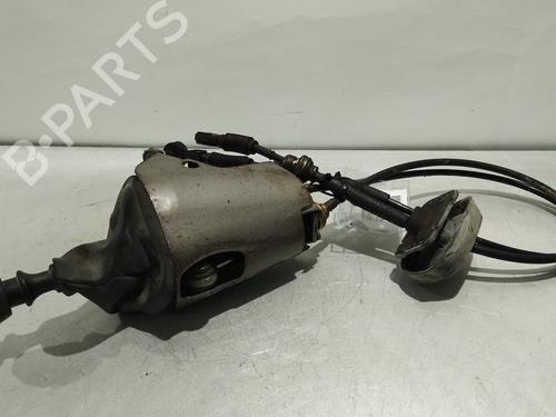 Used Gear lever OPEL VIVARO A Bus (X83) 1.9 DTI (F7, J7, A07) (101 hp) 31254888