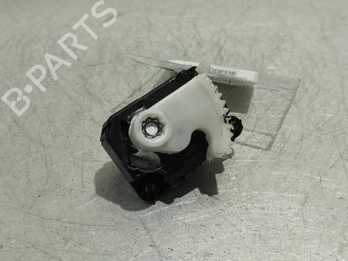 Ventilator motor PEUGEOT 208 II (UB_, UP_, UW_, UJ_) 1.5 BlueHDI 100 (102 hp) 30101148