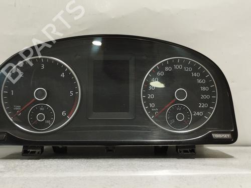 Used Instrument cluster VW CADDY IV Box Body/MPV (SAA, SAH) 2.0 TDI (102 hp) 30109730