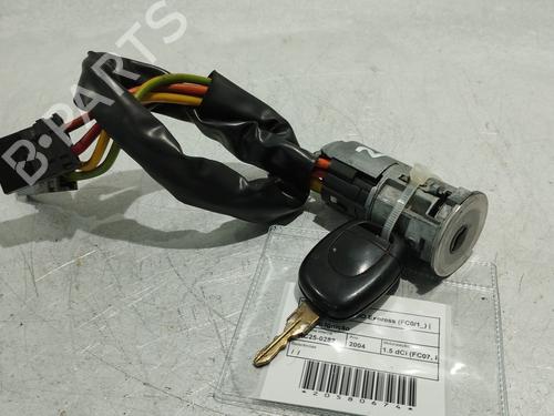 Used Ignition barrel RENAULT KANGOO Express (FC0/1_) 1.5 dCi (FC07, FC1R) (65 hp) 30159042
