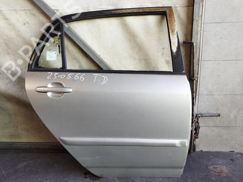 Used Right rear door TOYOTA COROLLA (_E12_) 1.4 D (NDE120_, NDE120R) (90 hp) 28376557