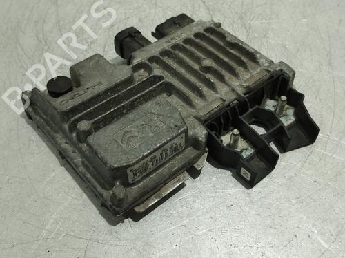 Start/Stop styreenhet CITROËN C4 CACTUS 1.2 THP 110 (110 hp) 30289483